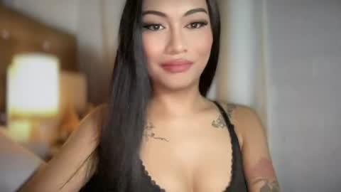 Snapshot of sexylovesappira chatting on June 21, 7:27 pm maxine online show from June 21, 7:27 pm