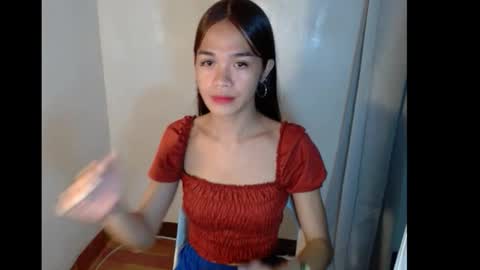 Snapshot of sexylunox chatting on October 12, 2:27 pm Lunox3 online show from October 12, 2:27 pm