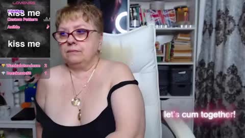 sexylynette4u online show from January 24, 8:13 am