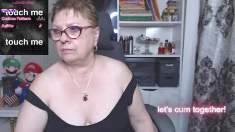 sexylynette4u online show from October 20, 9:21 am
