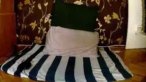 Squirty Maya Gold online show from February 5, 6:07 am