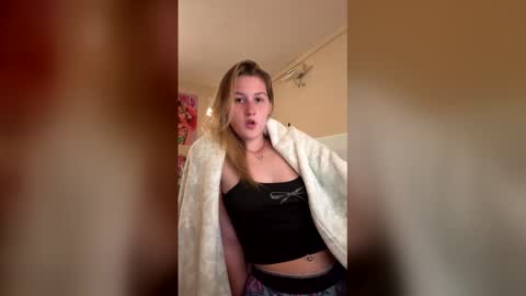 Snapshot of sexymomma0 chatting on March 16, 9:30 pm sexymomma0 online show from March 16, 9:30 pm