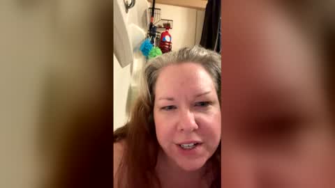 Snapshot of sexymommadaddy chatting on March 19, 11:20 pm sexymommadaddy online show from March 19, 11:20 pm