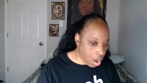 Snapshot of sexymona1218 chatting on September 23, 4:10 pm SexyMona online show from September 23, 4:10 pm