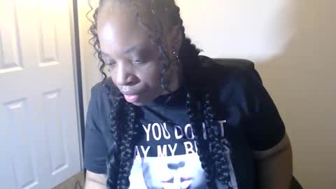 Snapshot of sexymona1218 chatting on May 3, 7:47 am SexyMona online show from May 3, 7:47 am