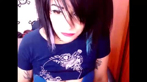 Snapshot of sexymone0618 chatting on March 22, 1:53 am sexymone0618 online show from March 22, 1:53 am