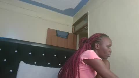 Snapshot of sexynina25 chatting on September 21, 6:09 pm nina online show from September 21, 6:09 pm