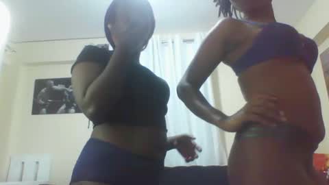 Snapshot of sexypamm chatting on February 16, 6:15 pm sexypamm online show from February 16, 6:15 pm