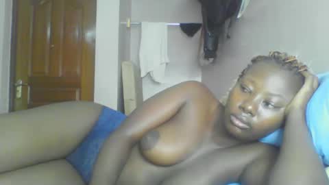 Snapshot of sexypamm chatting on March 18, 6:49 am sexypamm online show from March 18, 6:49 am