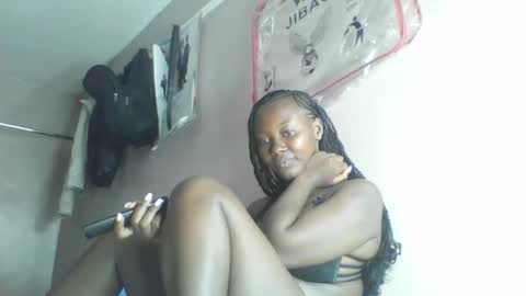 Snapshot of sexypamm chatting on April 14, 6:47 pm sexypamm online show from April 14, 6:47 pm
