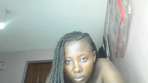 Snapshot of sexypamm chatting on April 25, 9:56 pm sexypamm online show from April 25, 9:56 pm