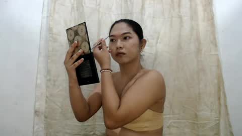 Snapshot of sexypetiteraine chatting on July 13, 8:11 pm sexypetiteraine online show from July 13, 8:11 pm