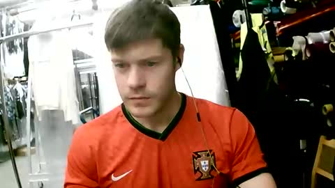 Erikson online show from December 2, 6:19 am