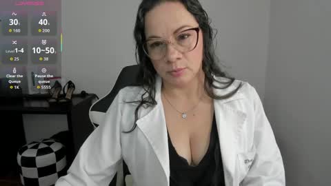 Snapshot of sexypsychologist chatting on April 27, 7:34 pm Sexy Psychologist online show from April 27, 7:34 pm