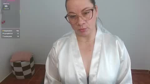 Snapshot of sexypsychologist chatting on May 31, 6:09 pm Sexy Psychologist online show from May 31, 6:09 pm