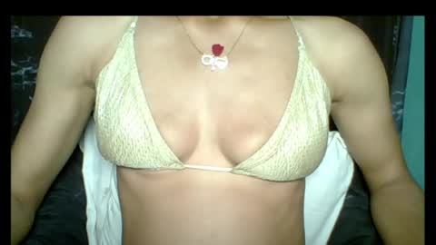 sexypussy000 online show from April 21, 11:18 pm