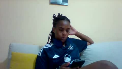 DOVY ACHIENG online show from February 3, 2:45 pm