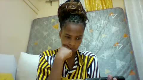 DOVY ACHIENG online show from February 26, 9:58 pm