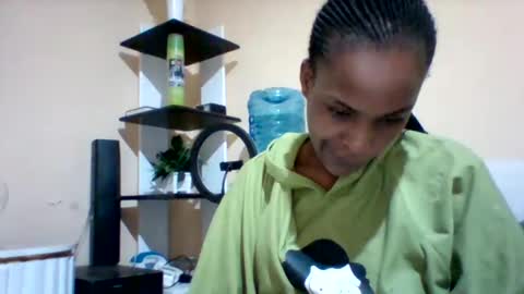 DOVY ACHIENG online show from September 21, 10:00 pm