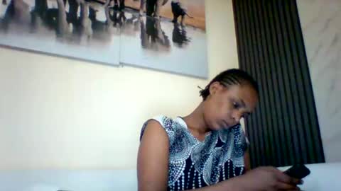 DOVY ACHIENG online show from October 20, 6:25 am