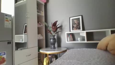 Snapshot of sexyquin1 chatting on February 20, 10:48 am sexyquin1 online show from February 20, 10:48 am