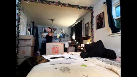 Snapshot of sexyred77713 chatting on September 11, 12:11 am sexyred77713 online show from September 11, 12:11 am