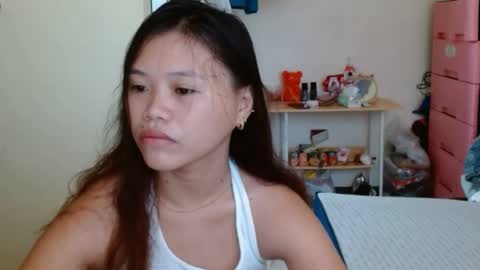 Snapshot of sexyreesebunny chatting on April 23, 6:25 am Reese online show from April 23, 6:25 am