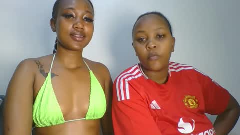 sexyriri22 online show from May 16, 6:21 am
