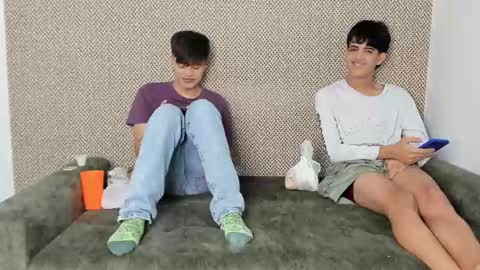 Snapshot of sexys_boys18 chatting on February 28, 1:03 pm MATIAS-18   THIAHO -18  MAX-19  NICOKALY-19  CAIN-19   MOD ESTEBAN online show from February 28, 1:03 pm