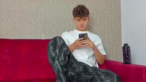 MATIAS-18   THIAHO -18  MAX-19  NICOKALY-19  CAIN-19   MOD ESTEBAN online show from February 11, 2:00 pm