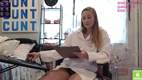 Snapshot of sexyscienceteacher90 chatting on May 1, 6:01 pm Miss Jasmine Baker - eXXXotica DC December 6th - 8th online show from May 1, 6:01 pm