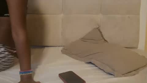 Snapshot of sexysky24 chatting on September 9, 1:38 am sexysky24 online show from September 9, 1:38 am