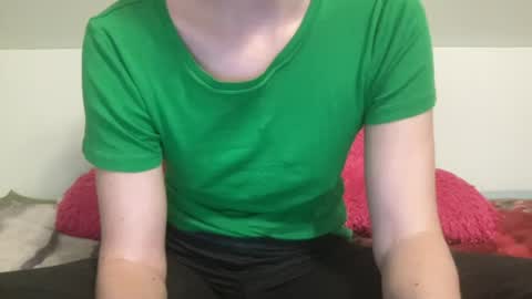 Snapshot of sexyskylar2016 chatting on June 19, 2:16 am Sexy Skylar online show from June 19, 2:16 am