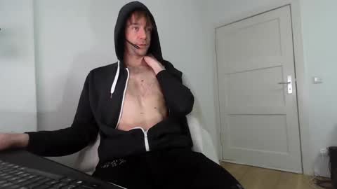 Snapshot of sexyslutboy36 chatting on February 5, 10:09 am urPersonalToyboy420 online show from February 5, 10:09 am