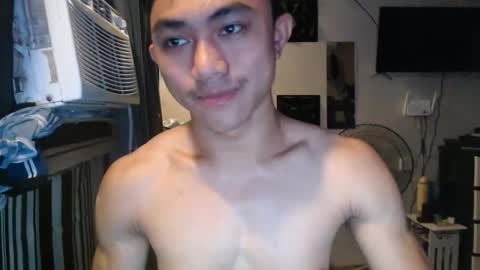 sexystrongcum online show from April 5, 3:26 am