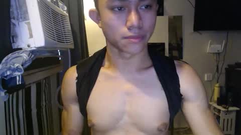 sexystrongcum online show from April 7, 3:18 am