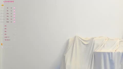 Snapshot of sexythongslut chatting on October 27, 6:12 pm Sexythongslut online show from October 27, 6:12 pm