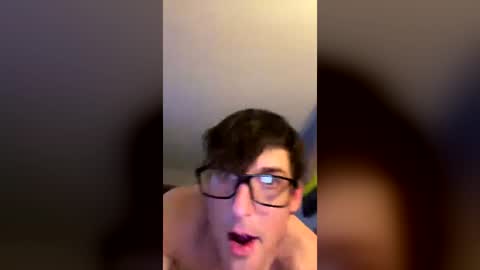 Smooth bi guy online show from June 24, 6:12 am