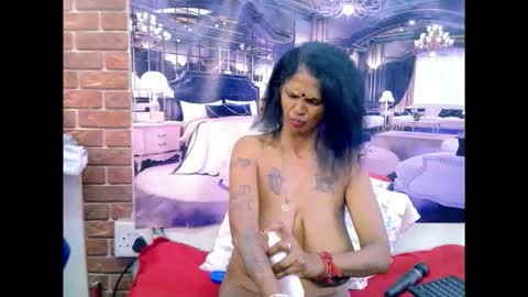 Snapshot of sexyva4u2luv chatting on June 1, 9:49 pm sexyva4u2luv online show from June 1, 9:49 pm