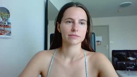 Snapshot of sexyviolettcat chatting on April 2, 1:47 am Victory online show from April 2, 1:47 am
