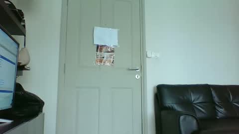 Snapshot of sexyviolettcat chatting on May 17, 6:44 am Victory online show from May 17, 6:44 am