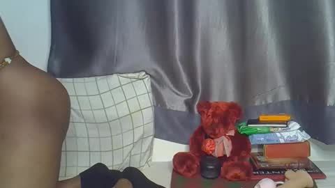 Snapshot of sexyvivah chatting on April 14, 1:22 am sexybaby online show from April 14, 1:22 am
