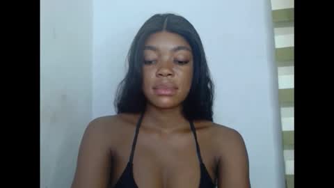 sexyxmilfx online show from March 2, 8:15 pm