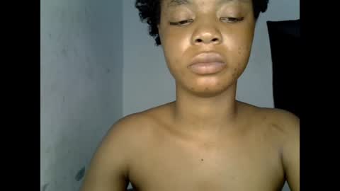 Snapshot of sexyxpeach chatting on June 22, 9:56 pm sexyxpeach online show from June 22, 9:56 pm