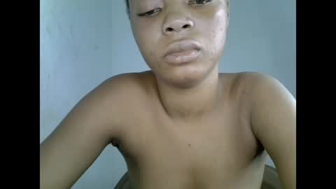 Snapshot of sexyxpeach chatting on July 16, 9:32 pm sexyxpeach online show from July 16, 9:32 pm