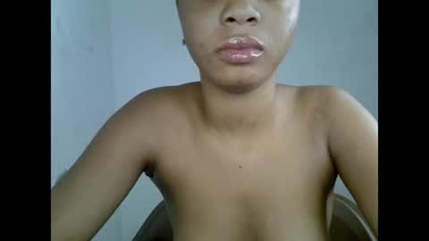 Snapshot of sexyxpeach chatting on July 17, 10:03 pm sexyxpeach online show from July 17, 10:03 pm
