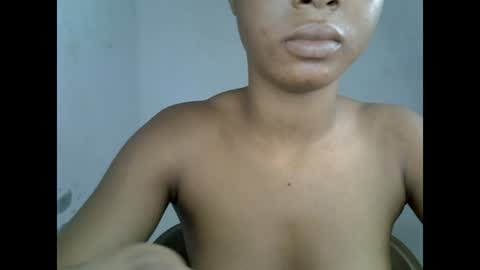 Snapshot of sexyxpeach chatting on July 25, 9:34 pm sexyxpeach online show from July 25, 9:34 pm