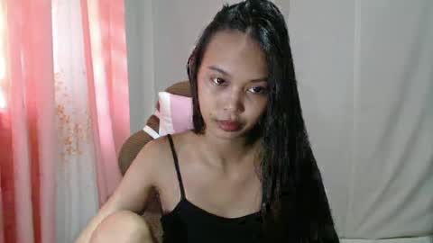 Snapshot of sexyy_monica chatting on June 25, 5:12 am MONICA online show from June 25, 5:12 am