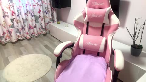 Snapshot of sexyycouple22 chatting on January 23, 9:08 am Sexycouple online show from January 23, 9:08 am