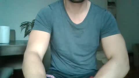 Snapshot of sexyyphilip chatting on April 26, 8:39 pm sexyyphilip online show from April 26, 8:39 pm